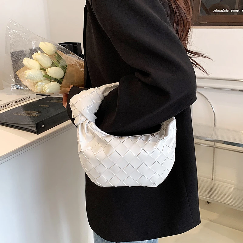 

Brand Woven Dumpling Bags for Women Fashion Purses and Handbag Designer Shoulder Bag Luxury Clutch Cute Croissant New Cloud Bag