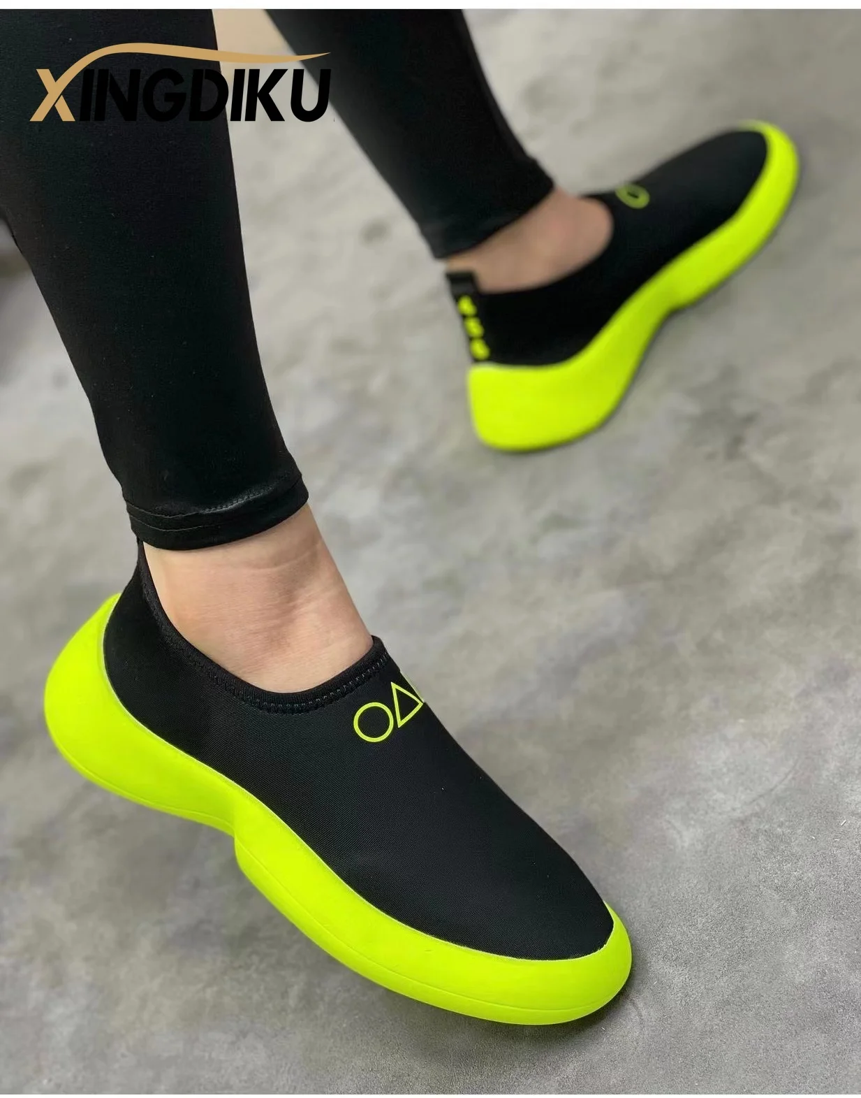 

Spring and Autumn Ladies Travel Shoes Large Size Comfortable Breathable Running Shoes Sports Shoes Women's Non-Slip Walking Shoe