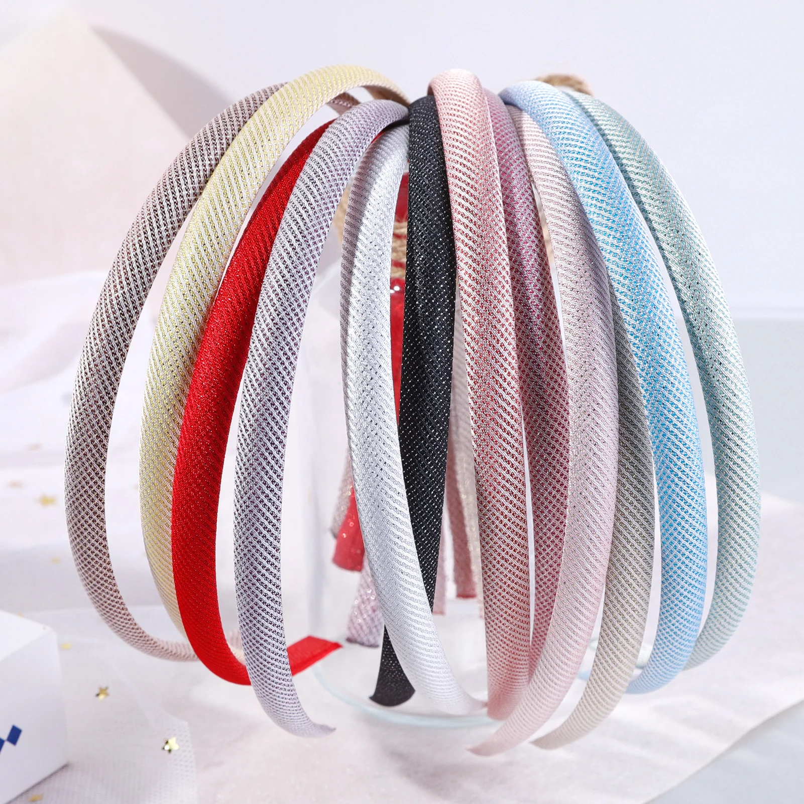 

Plastic Women Frosted Bezel Headband with Teeth Thin Head Hoop Frosted Hairbands Tiara for Woman Girls Hair Hoop Headwear