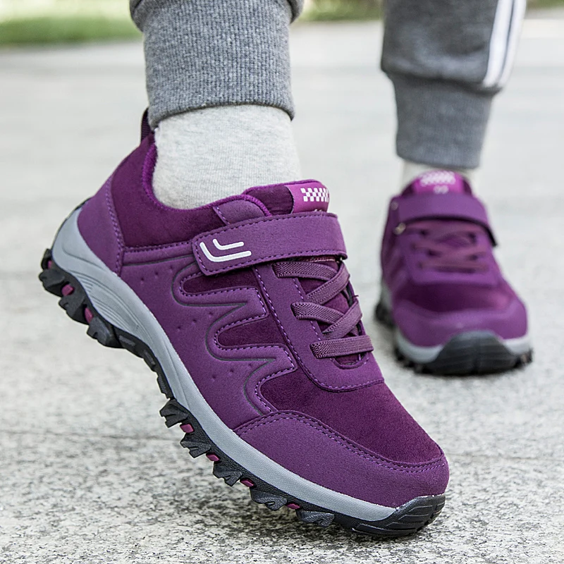 Womens Casual Walking Shoes Outdoor Mother Flat Shoe Mesh Upper Breathable Designed Sneakers  Anti-slip Sapatos De Caminhada