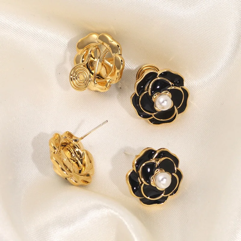 

High-Grade Black Camellia Pearl Earrings Female Temperament Trend Pearls Non-Piercing Ear Clip For Women 2023 Trending