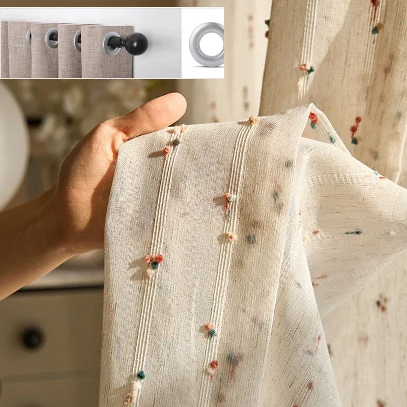 

Льняные просвечивающие шторы с вышивкой