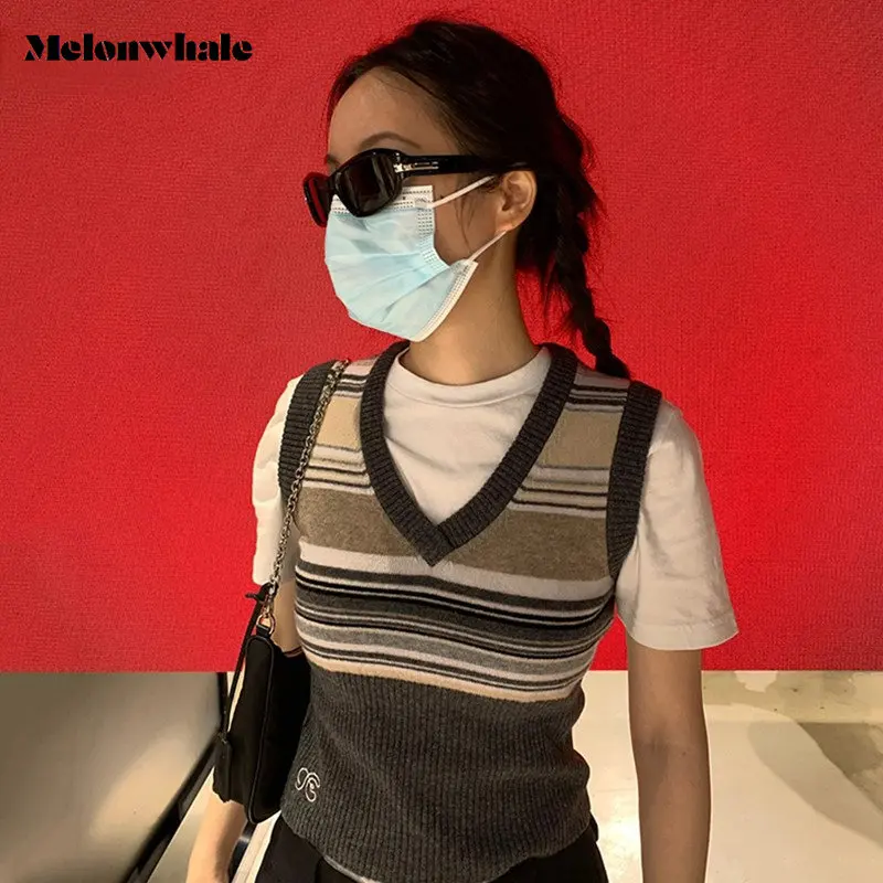 

Новинка 2022, женский жилет AW с V-образным вырезом, красивая Стильная трикотажная майка, корейский модный свитер с гранж-вышивкой, жилет, винта...