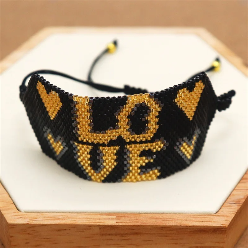 Браслет из рисовых бусин Сердце Оригинальность Богемия ЛЮБОВЬ Ручное вязание