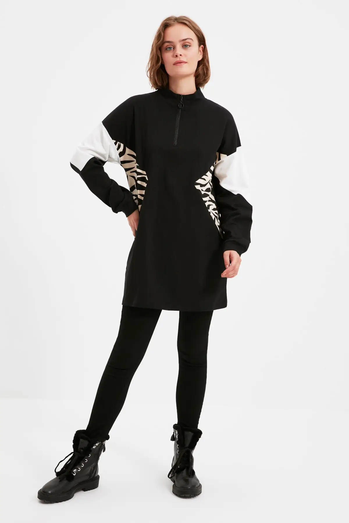

Trendyol Knitted Sweatshirt TCTAW22TW0098