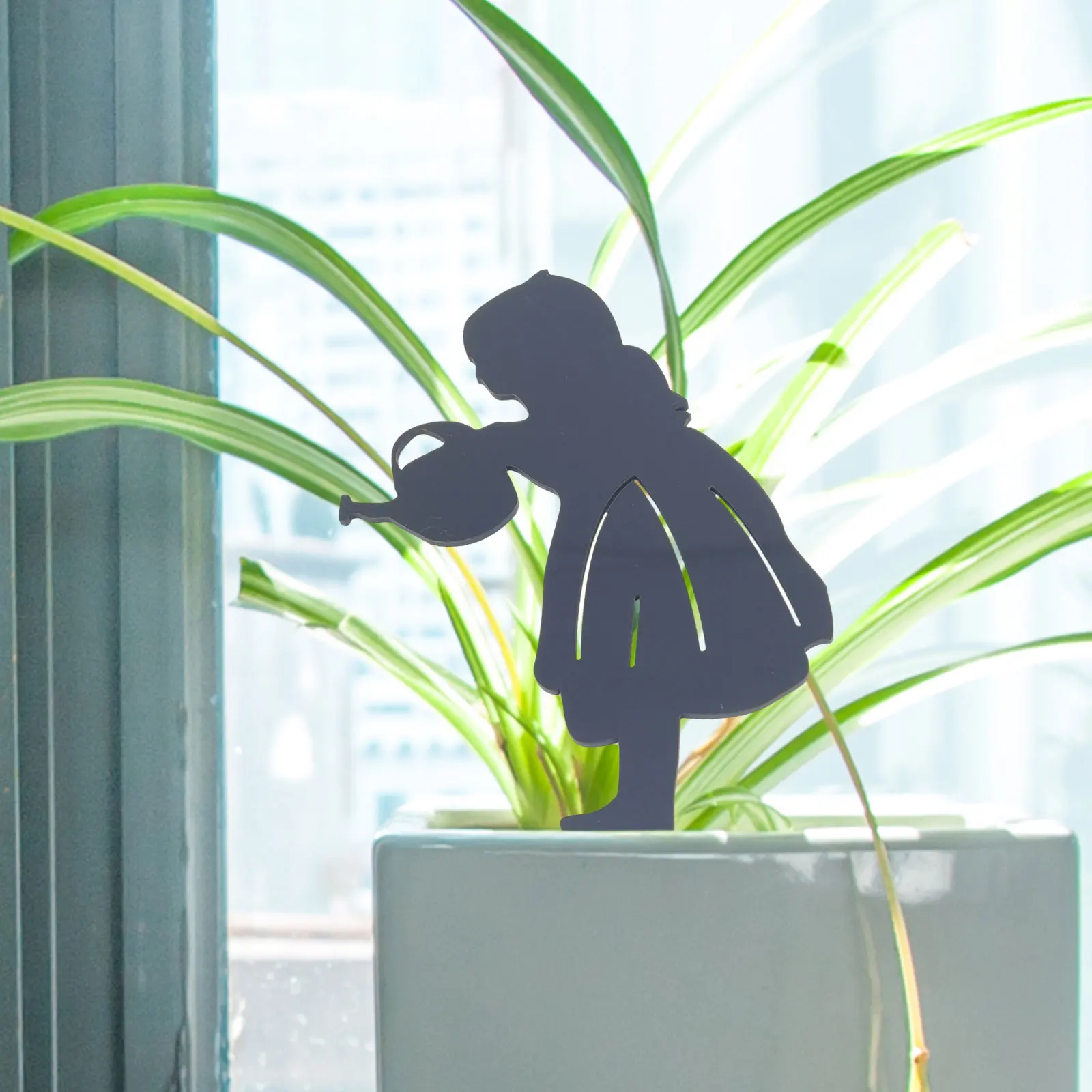 

Garden Decor Hollowed Out Acrylic Children Dwarf Statues for Patio Home Garden Outdoor Lawn Floor Decoration