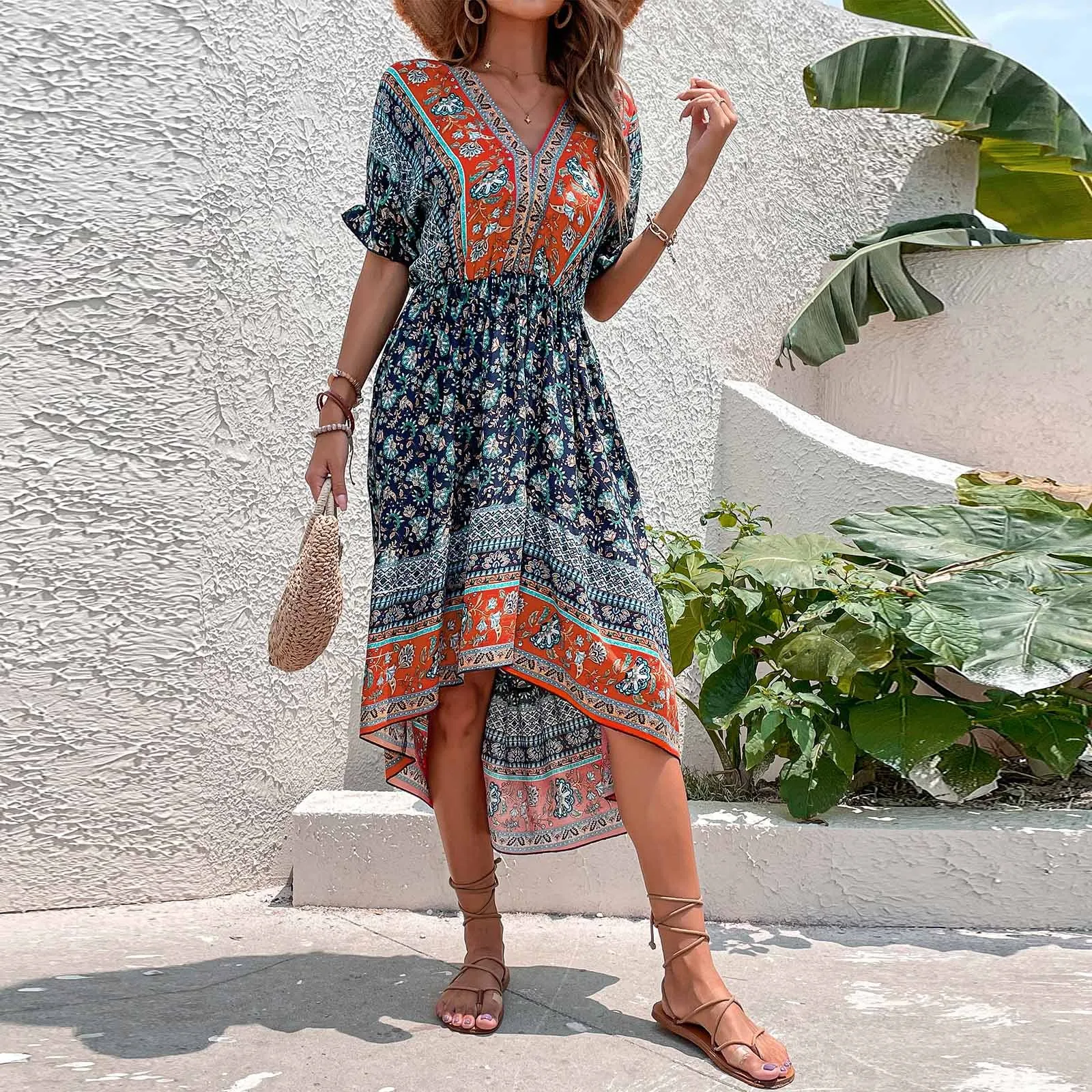 

Женское платье в богемном стиле, винтажное пляжное платье средней длины с V-образным вырезом, свободным кроем, коротким рукавом и цветочным ...