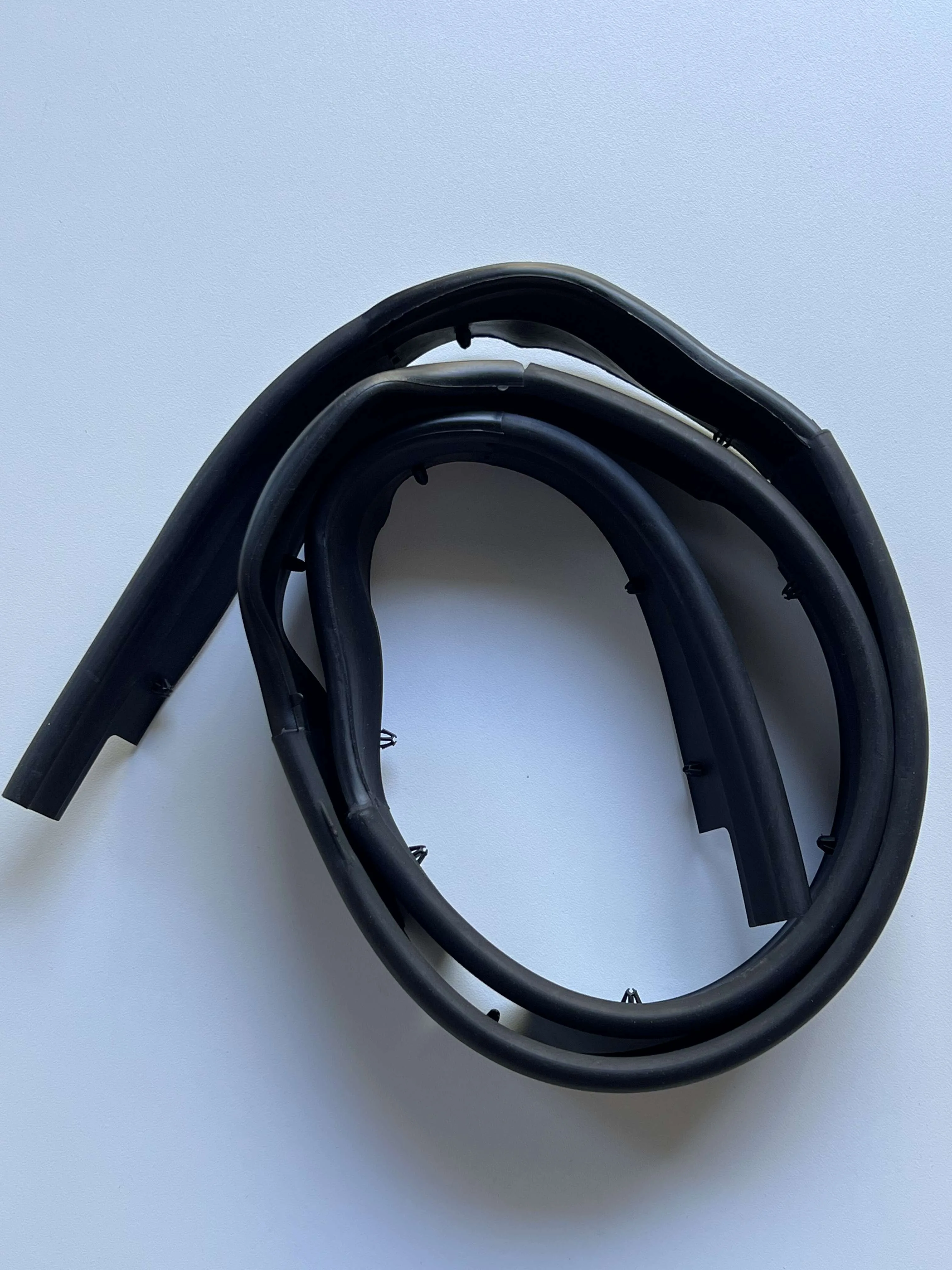 

OEM 68291626AB Sealing strip (hood) for Dodge Ram Pickup Ram 2019-22
