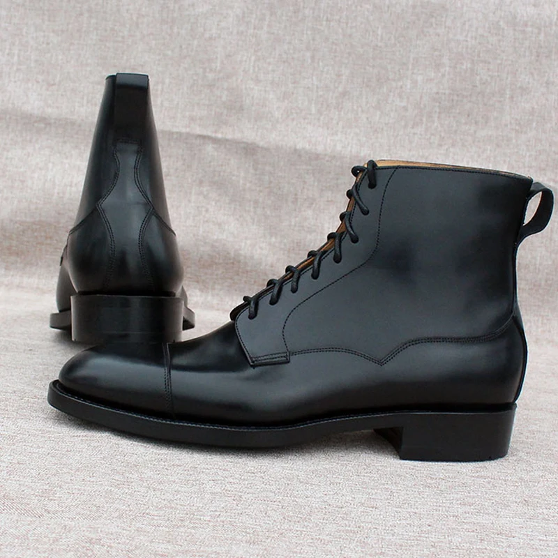 Рисунок 5 - Мужские ботинки ручной работы в