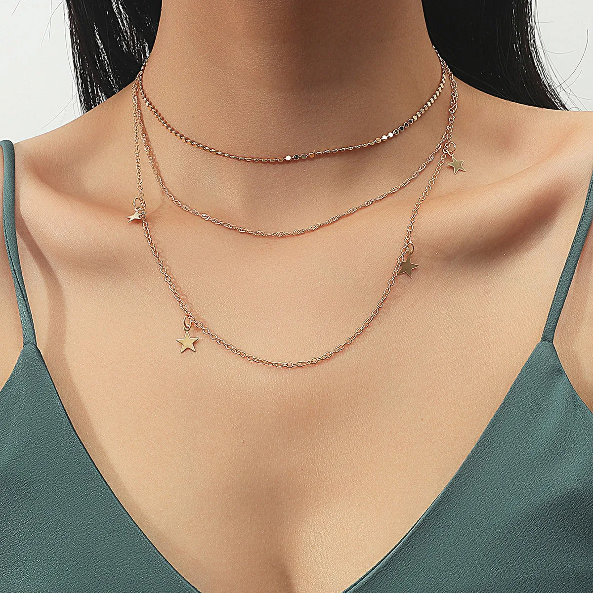 

Simple Gold-plated Metal Multi-layer Star Necklace for Women Fashion Temperament Long Sweater Chain Necklace Jewelry