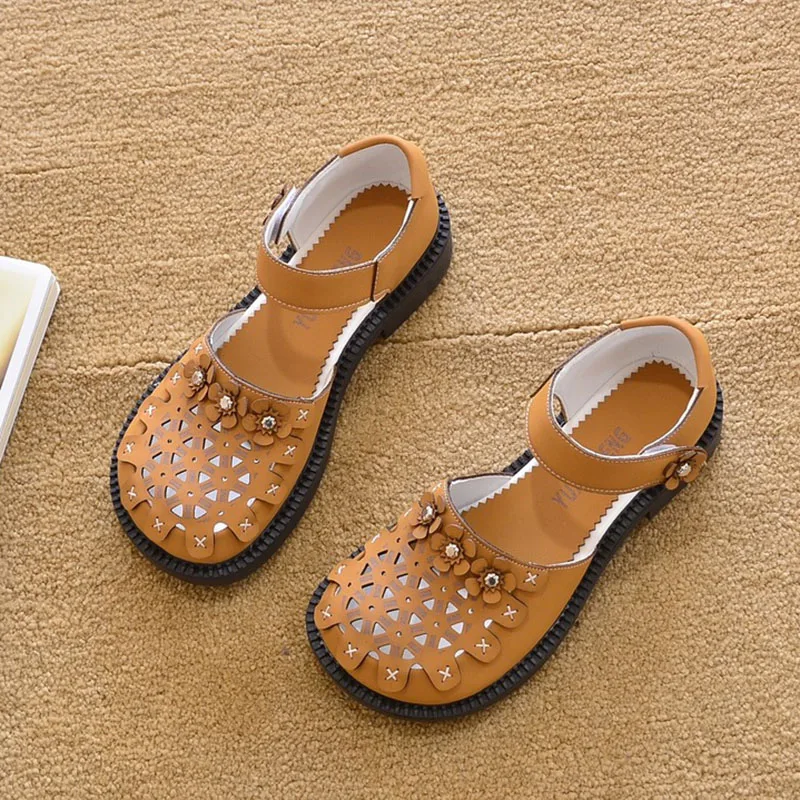 

2022 Summer Shoes Women Sandals Flat Flowers Holes Shoes Brand Ladies Summer Holiday Shoes Black White Green A4649