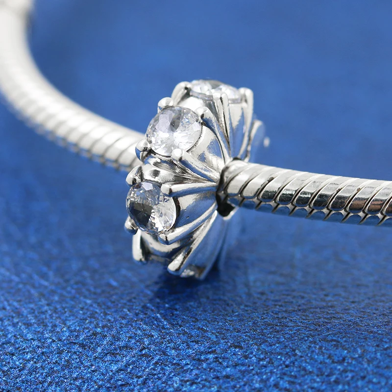 

Timeless Long Pronged Sparkling Clip 925 Sterling Silver Bead Fit Original Pandora Bracelet Women Advanced Texture Jewelry Gift