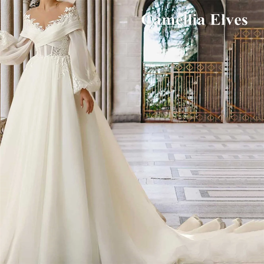 

Sexy A-Line Wedding Dresses O Neck Bride Gowns Long Puff Sleeves Bridal Robe Appliques Buttons New Lace Charming Robe De Mariée