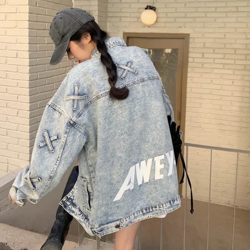 Женская джинсовая куртка в стиле пэчворк свободная винтажная из потертого