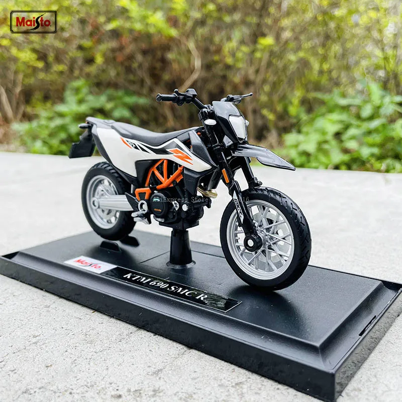 

Maisto 1:18 KTM 690 SMC R Static Die Casting Car Model Alloy Toy Collection Motorcycle Model Genuine Authorization