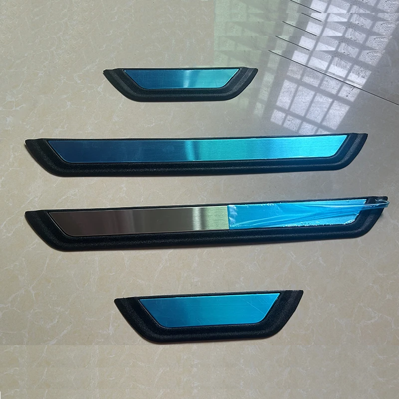 

Накладка на порог для автомобильной двери для GEELY COOLRAY 2023 2019, защитная накладка на педаль, защитные аксессуары из нержавеющей стали для автомобильного стайлинга
