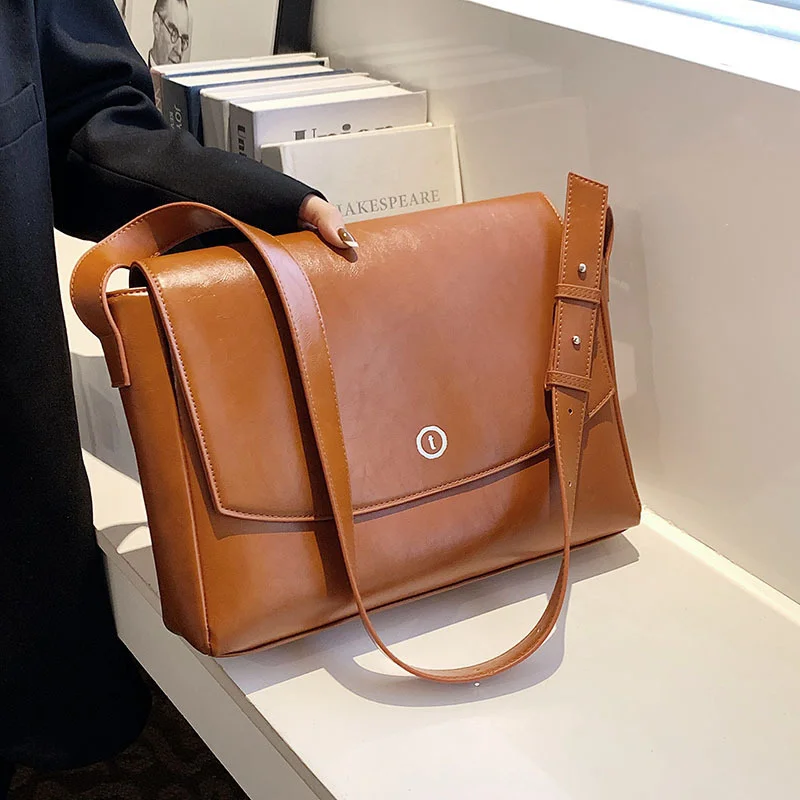 

Women Bag New Fashion Briefcase Shoulder Bag Simple Small Underarm Bag PU Soft Leather Messenger Bag All-match Solid Color