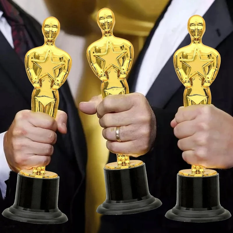12-упаковка пластиковых золотых трофей для украшения вечеринок сувениров в кино