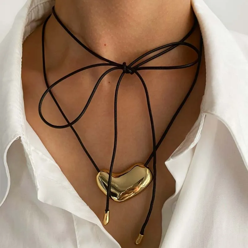 Цепочка с подвеской в виде сердца