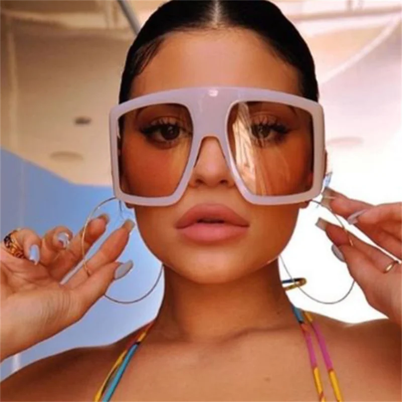 Трендовые черные солнцезащитные очки с градиентом женские роскошные розовые в