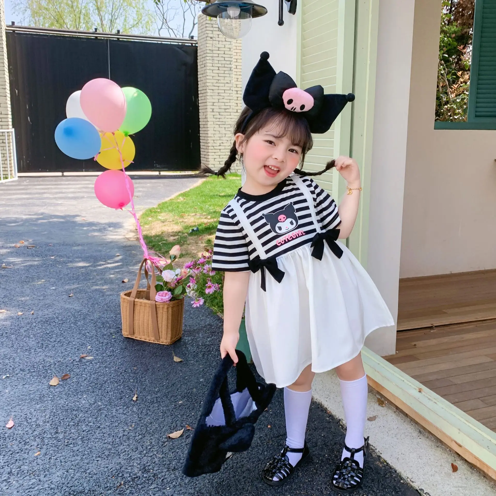 

Летние платья Sanrios Kuromi kawaii с героями мультфильмов для девочек футболка юбка из двух частей черно-белое Полосатое платье с бантом подарок