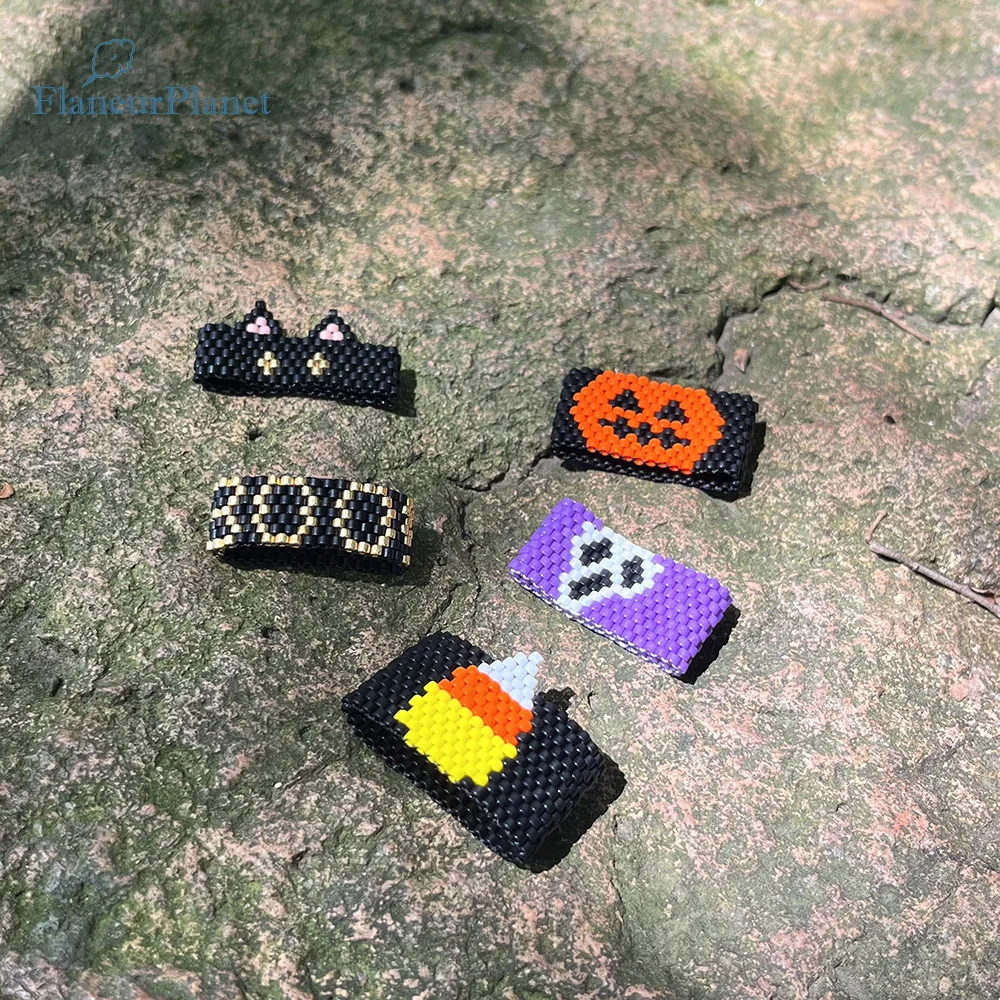

FlaneurPlanet Beaded Spooky Ghost Ring Halloween Themed Jewelry