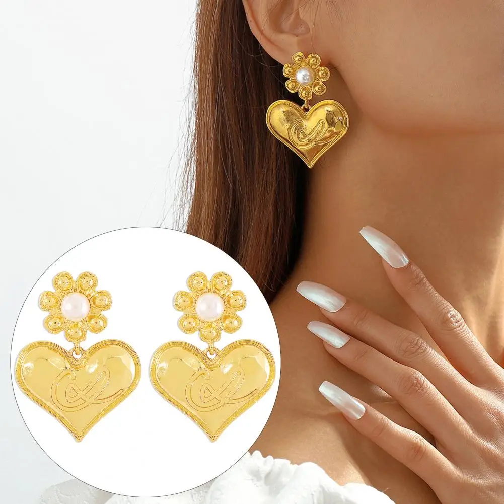 

1 Pair Pendant Earrings French Type Faux Pearl Flower Shape Dress Up Decor Vintage Style Heart Dangle Earrings Jewelry Accessory