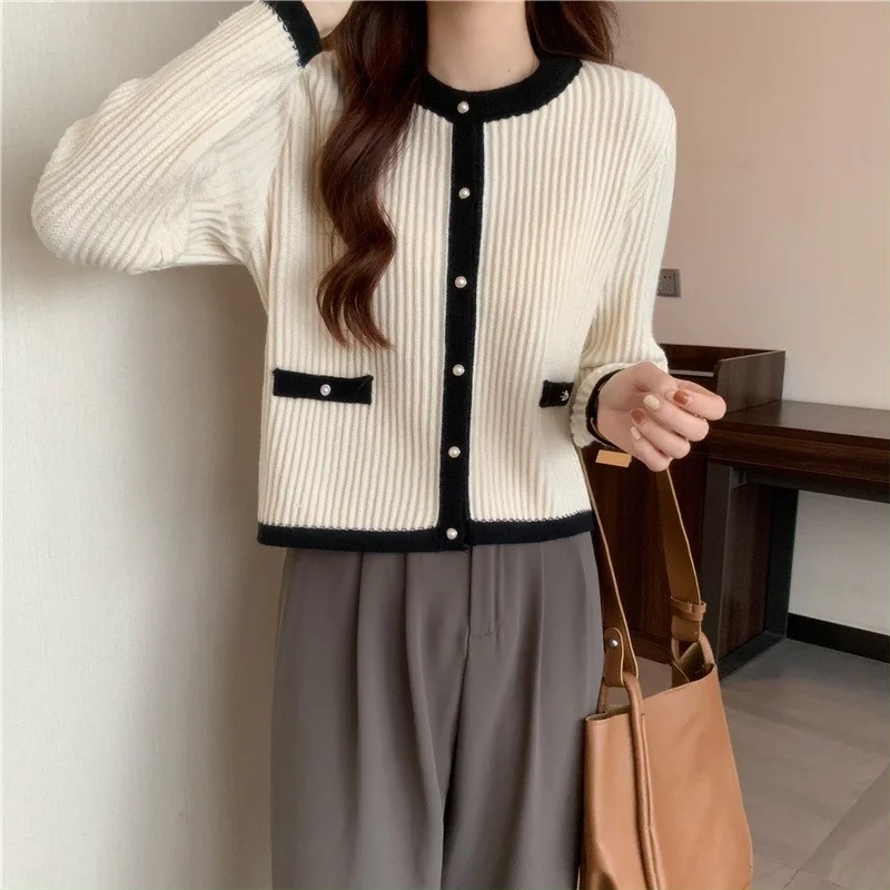 

Sweater Women's Autumn Winter 2022 New Slimming Youthful-Looking Contrast Color Small Long Sleeve Knitted Cardigan Top Women