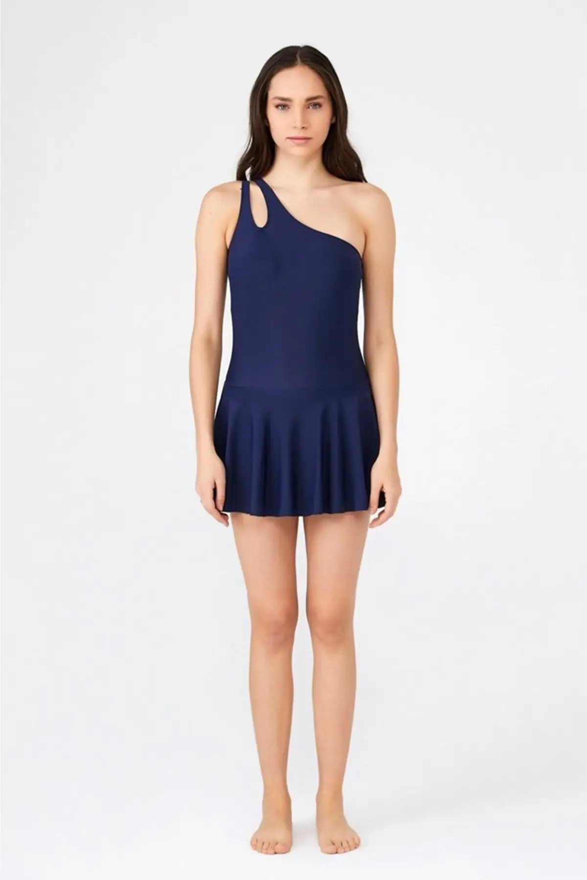 Рисунок 3 - Женское платье на одно плечо со