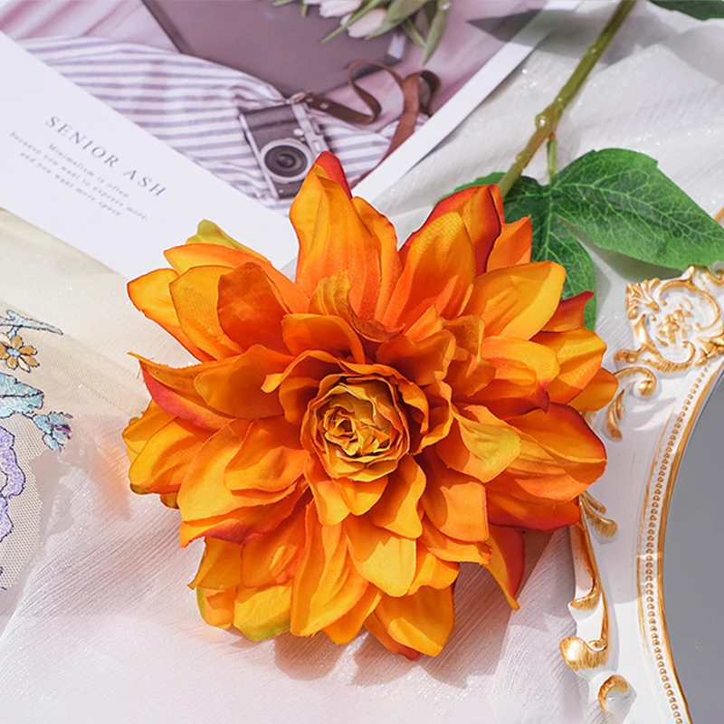 

Искусственные розы YOMDID розового цвета