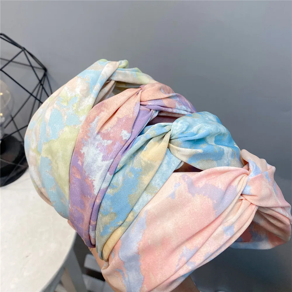 

Аксессуары для волос для женщин и девушек