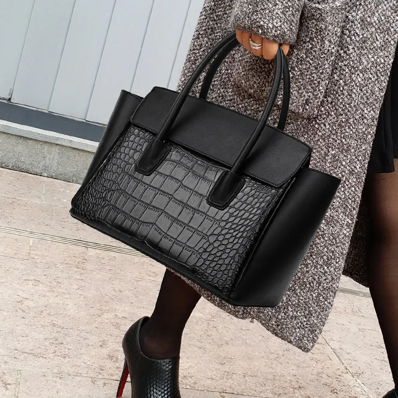 Fashion Women's Shoulder Strap Handbag Large Capacity Black Shoulder Bag Handbag Large for Women 2022 New Luxury Handbags