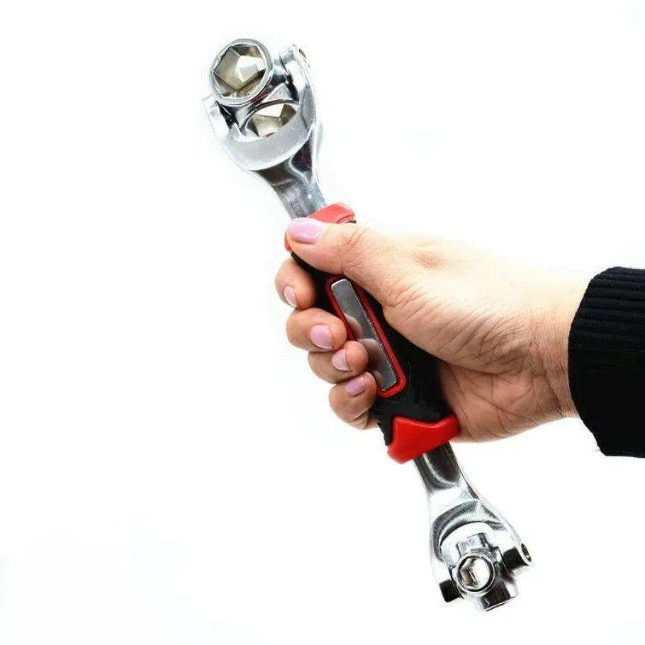 Автомобильный универсальный болтовый ключ регулируемый гаечный с поворотом