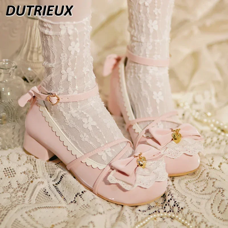 Туфли принцессы для школьниц на низком каблуке с открытым носком и круглым