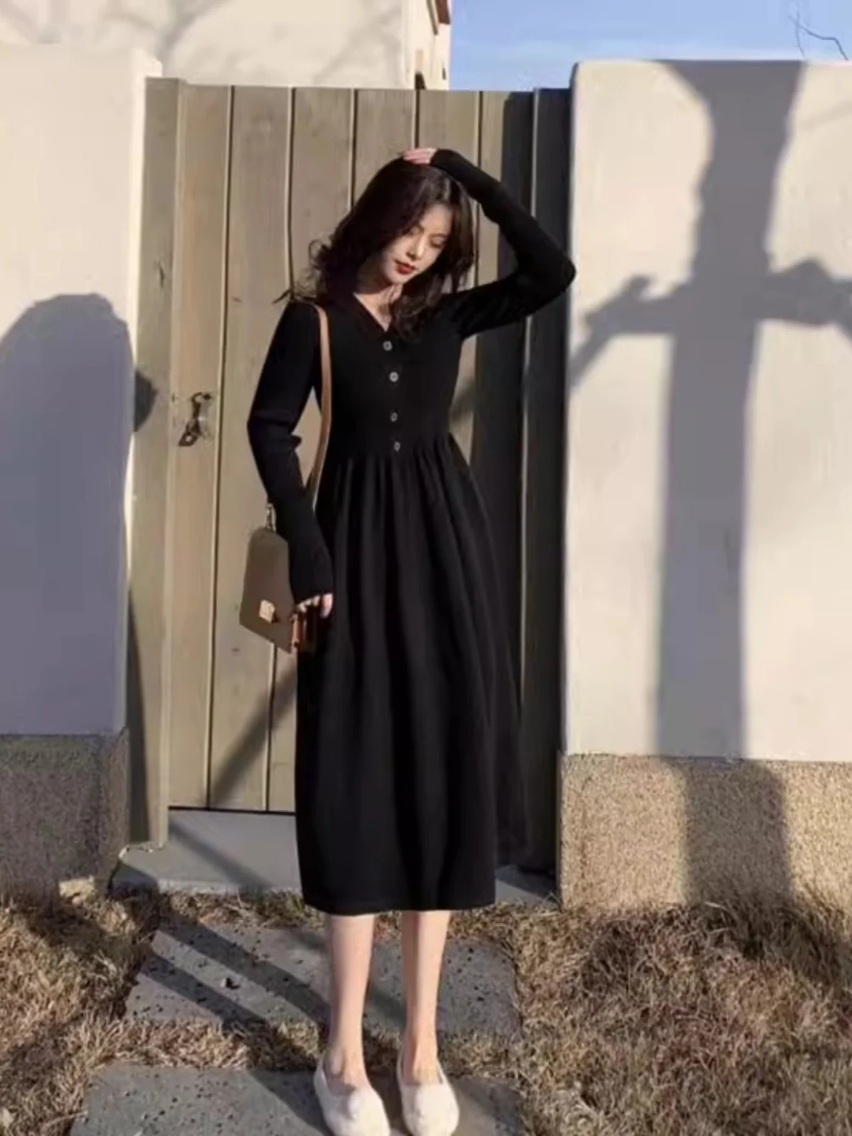 Платье-свитер с пальто зимнее черное платье Хепберн черная внутренняя одежда