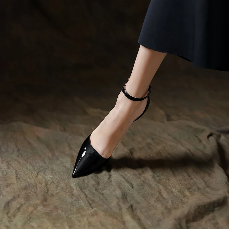 2023 High end New Spring and Autumn Straight Buckle High Heel Women's Thin Heel Sexy Pointed Shallow Cut Open Toe Sandals