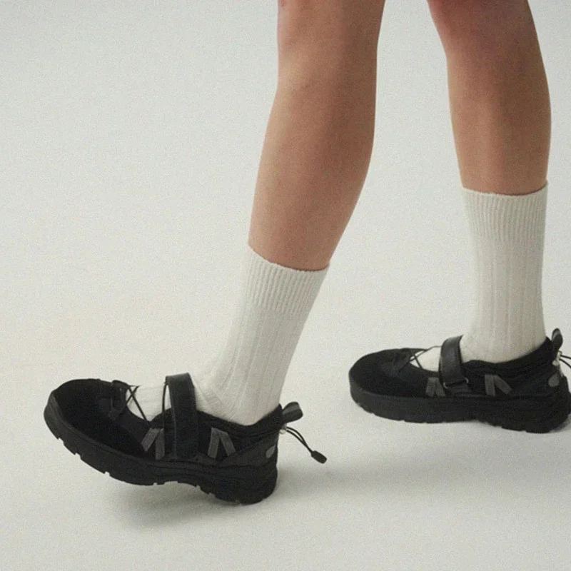 Винтажные женские кроссовки на массивной платформе с эластичной лентой