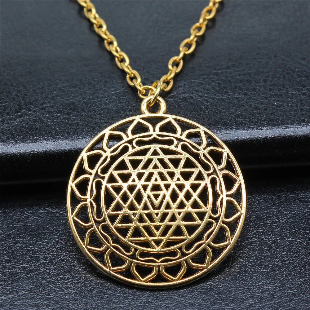 

Fashion Vintage 2 Colors 44x40mm Sri Yantra Pattern Pendant Necklace For Women Men Long Chain Necklace Jewelry Accessories