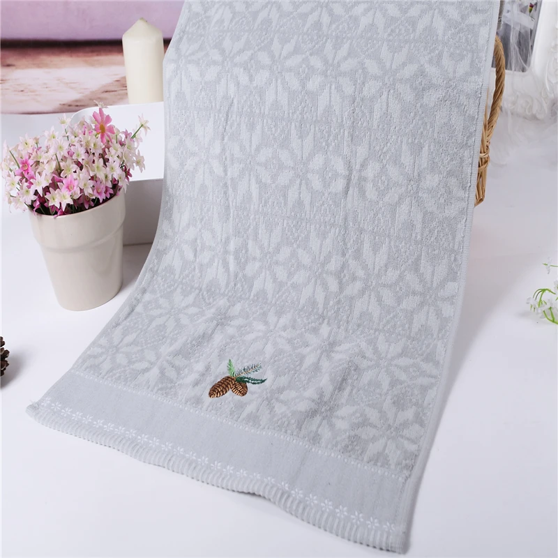 

Банное полотенце с вышивкой, 41x66 см