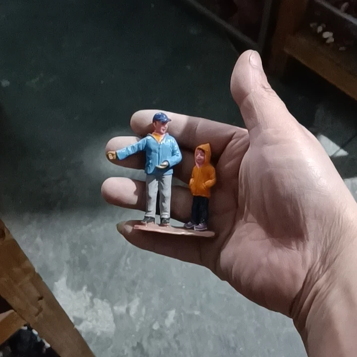 

Маленькая полимерная фигурка, настольная игра с психическим песком, Настольная коробка для корректной терапии, отец и сын