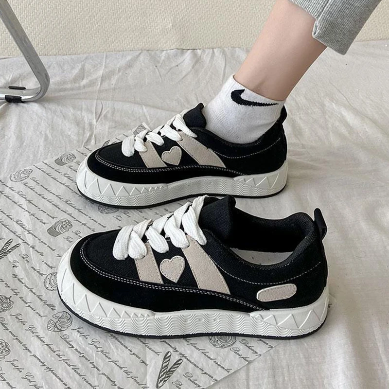 

Patchwork Heart Zapatillas Mujer 2022 Spring Streetwear Basic Sleek Woman Vulcanize Shoes Vintage Casual Students Sneakers