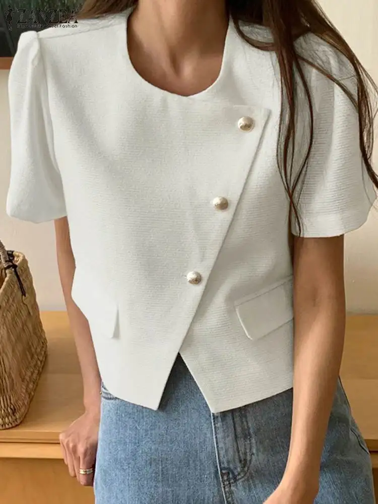 

Женский пиджак с рукавами-фонариками и круглым вырезом