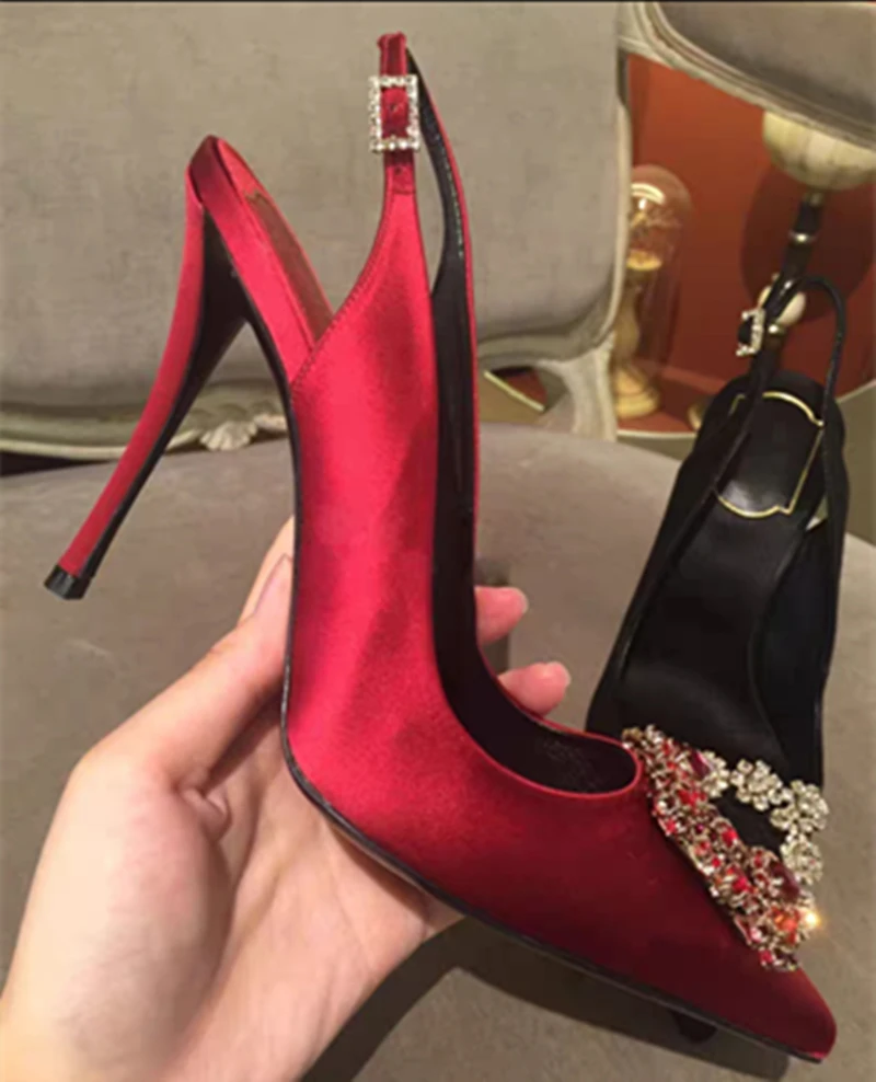 2023 European and American ladies new pointed high heels rhinestone square thin heel red wedding shoes