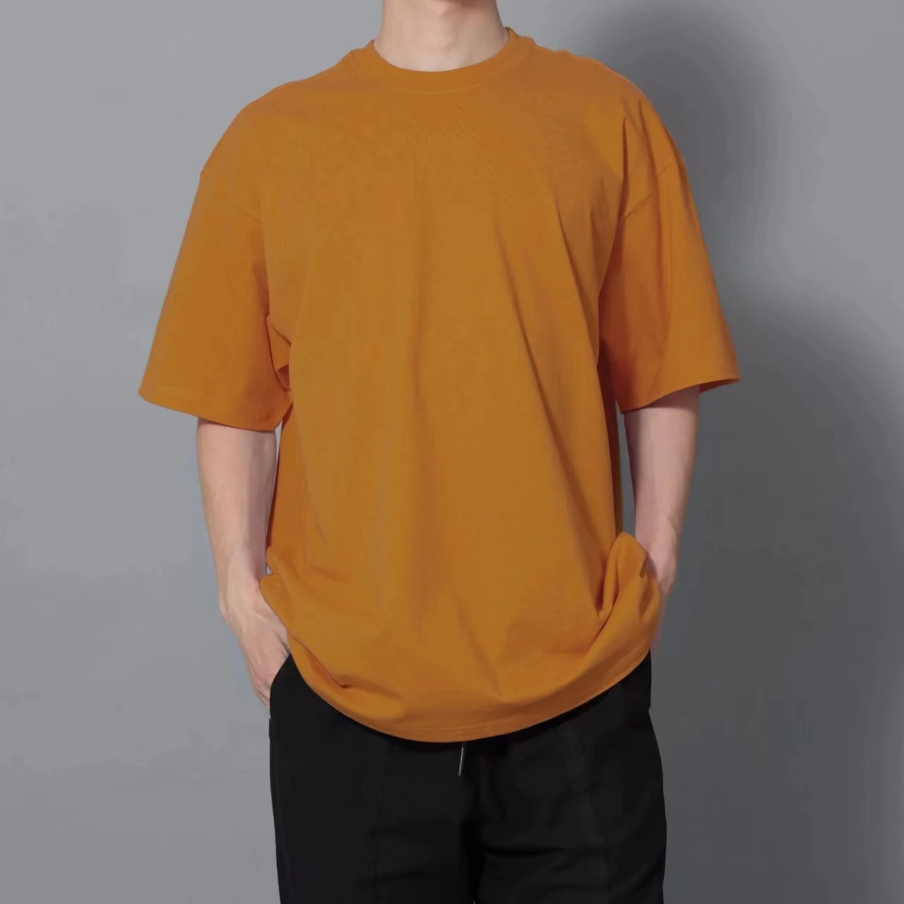 

Cotton Mens Solid Color T-Shirts Fashion Tees Oversized Round Neck Short Sleeve Unisex Summer Harajuku Clothing Retro Streetwear