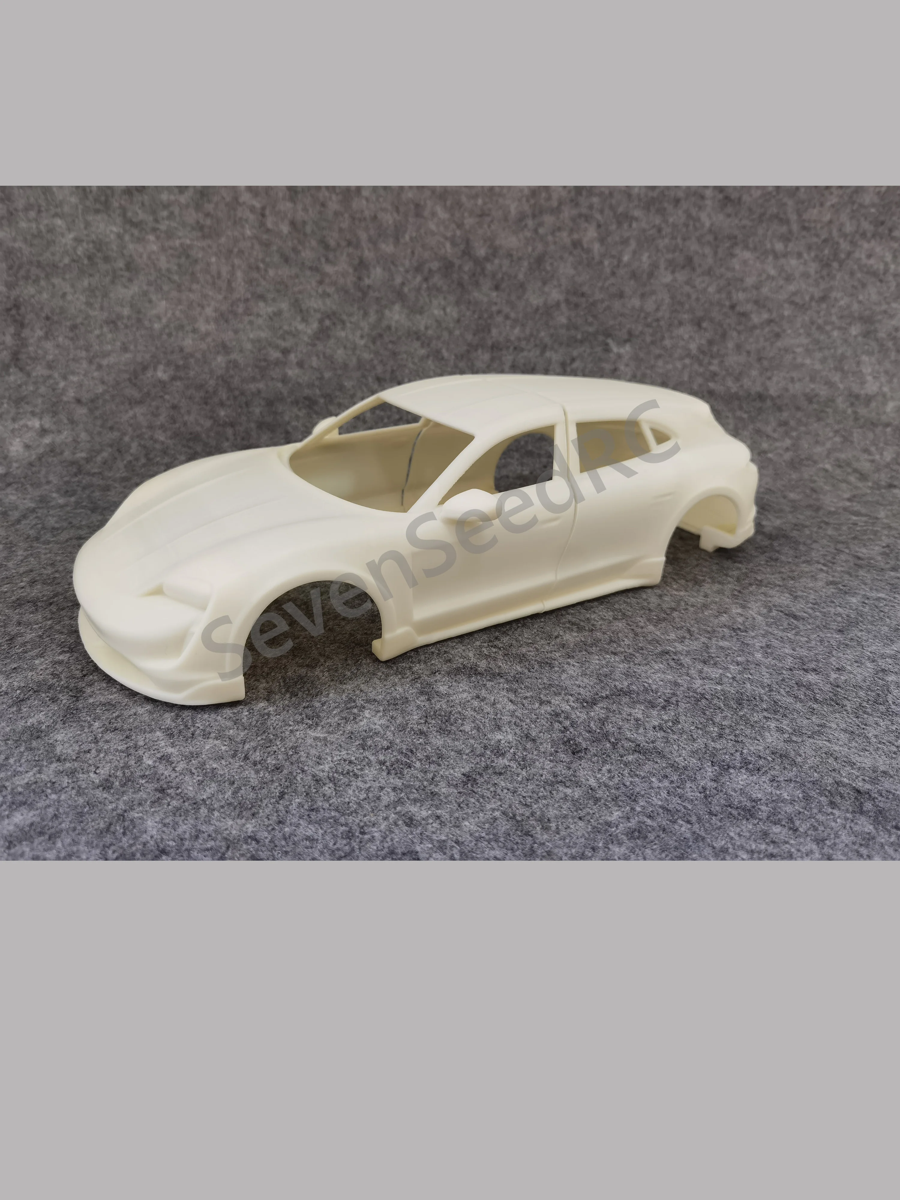 Комплект кузова радиоуправляемого автомобиля с 3d принтом Taycan on-road 250-270 мм