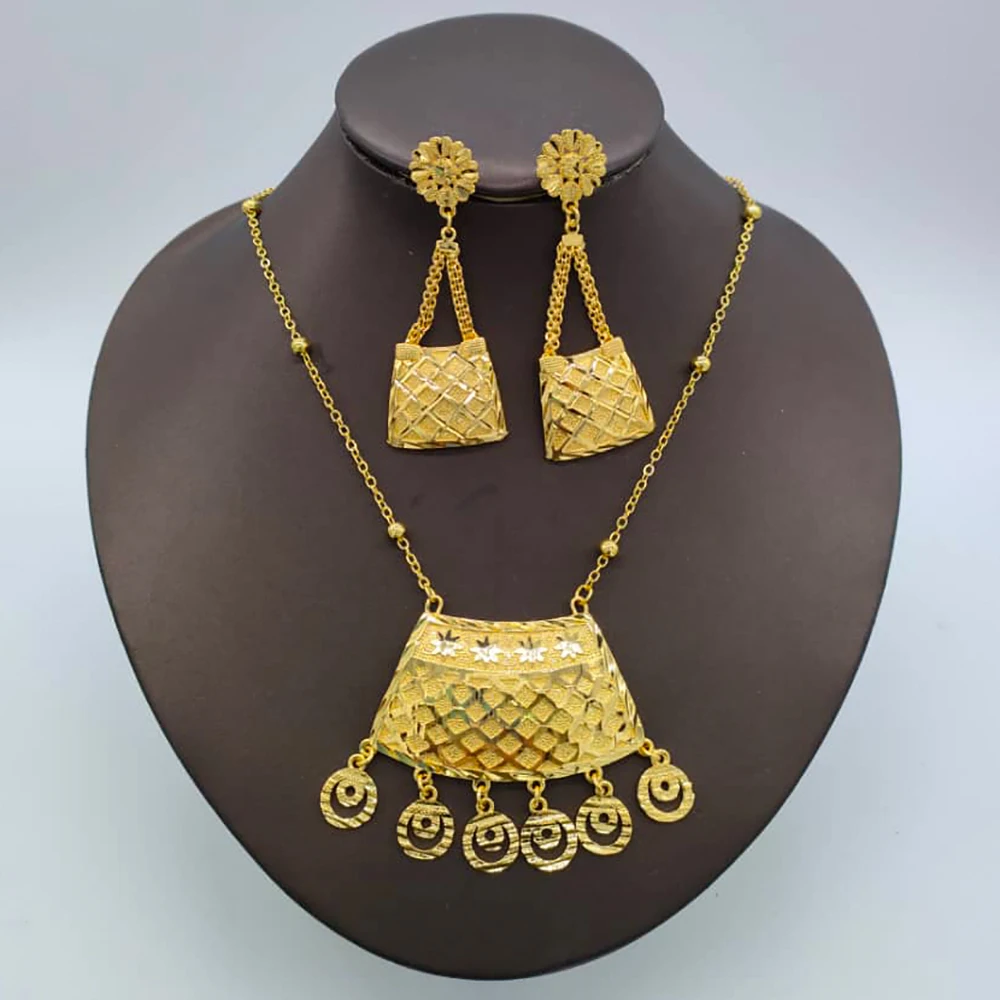 

Vintage Gold Plated Jewelry Set Pendant Necklace and Drop Earrings Weddings Jewelry Sets For Women Party Bohemia Accessory Gift