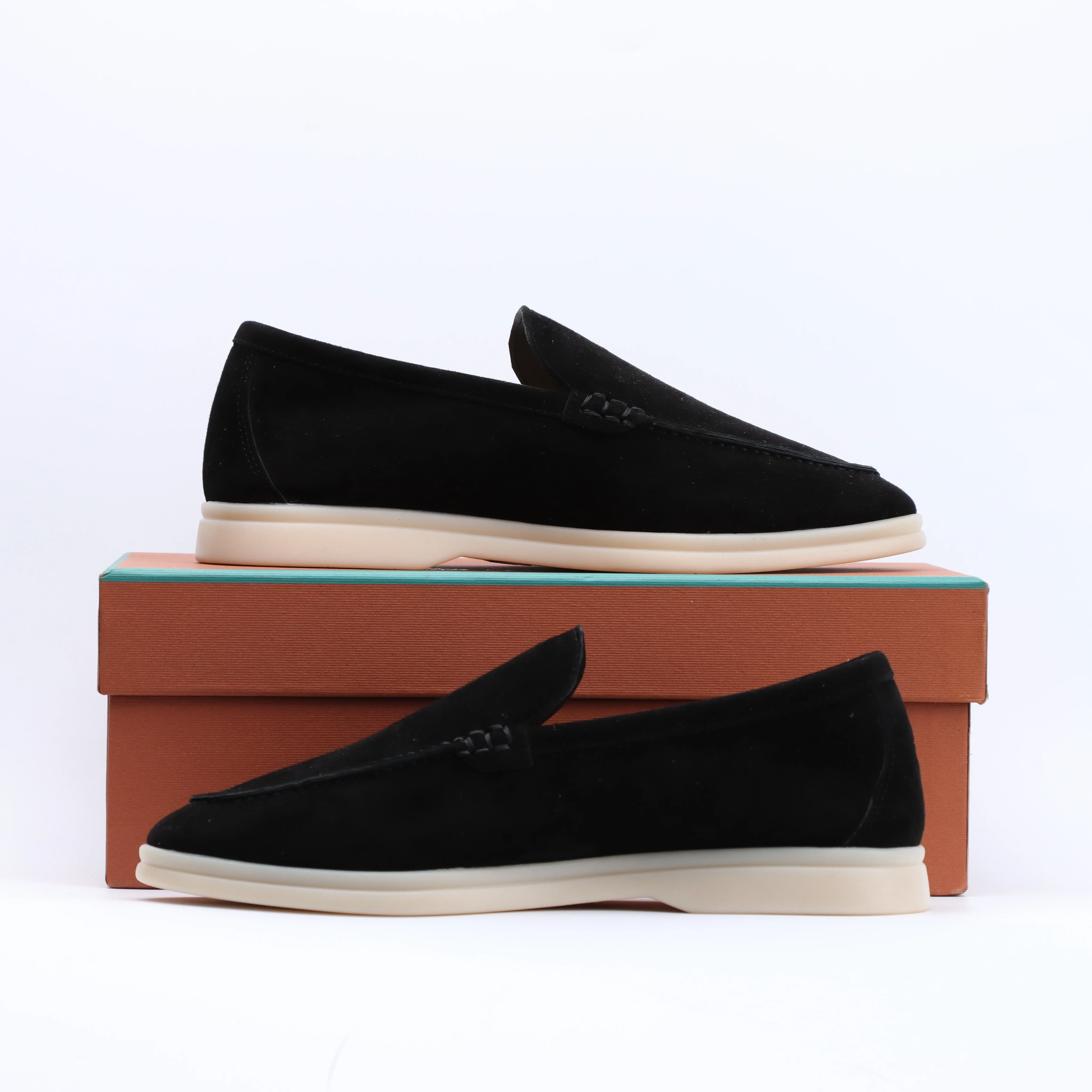 Мужские замшевые лоферы