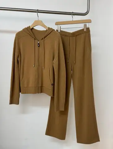 Женский кашемировый брючный костюм