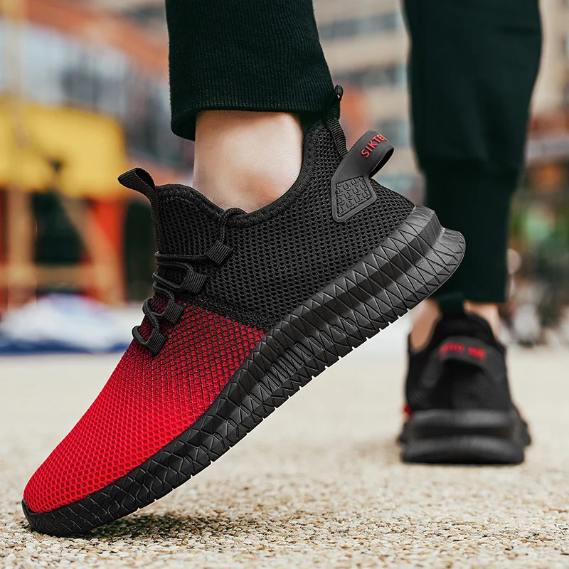 Summer New Men Shoes Fashion Running Shoes Lightweight Breathable Casual Shoes Gradient Color Trend Walking Jogging Shoes