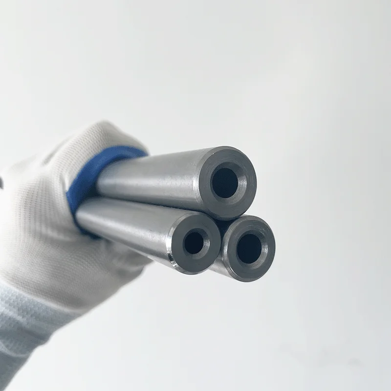 Высокоточная бесшовная стальная труба из гидравлического сплава с внешним